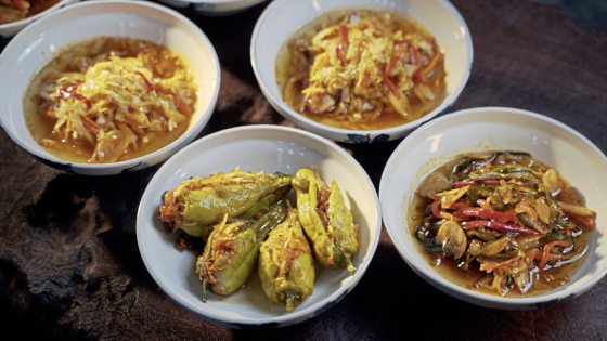 【​砂拉越独门年味／03】虾饼与阿渣，风味小吃最佳拍档