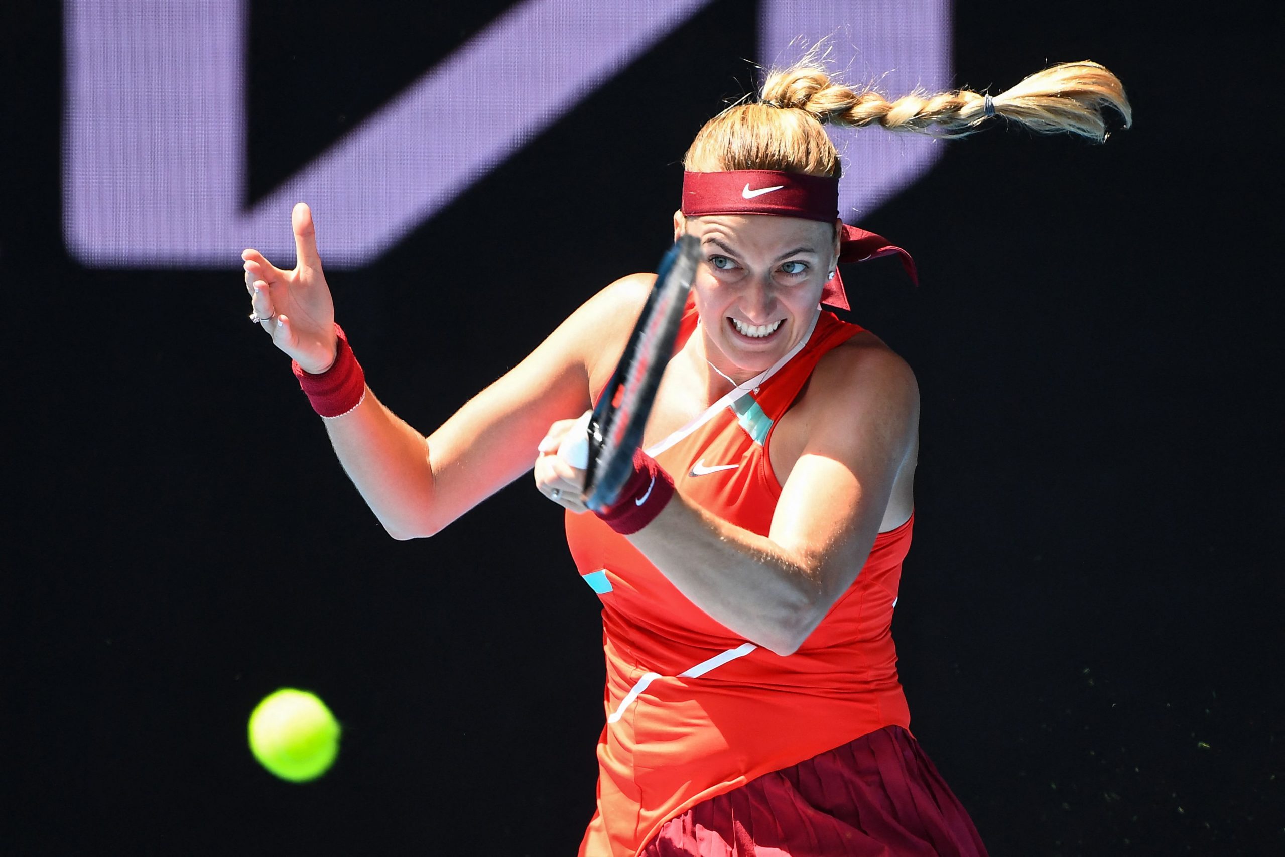 不失一盘拿下拉科森尼 梅德澳网首战轻骑过关