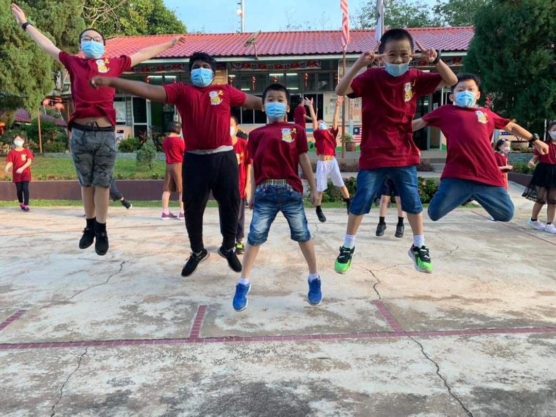 东：文德里华小新春活动