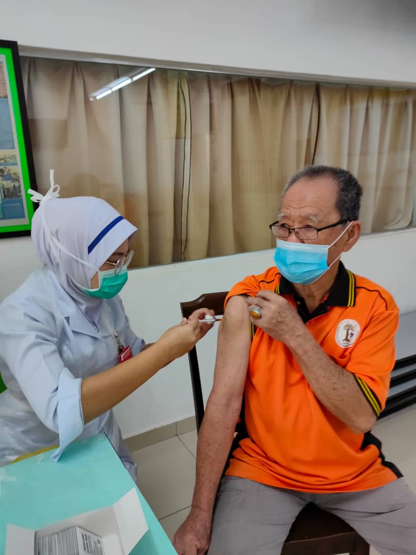 东:直凉老人院331人接种加强针