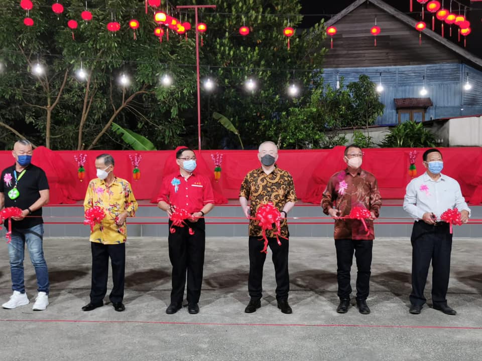 东:马华总会长拿督斯里魏家祥强调,在马来西亚宪法里面,已阐明每个国民有宗教信仰自由,不希望极端份子尤其是宗教狂热份子破坏宗教和谐。