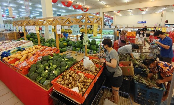 供FB/威拉班:商家春节勿擅抬高价,违例者严惩不贷