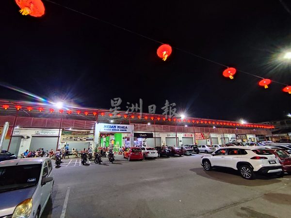 供FB／马口新春布置年味浓，来　拍照打卡