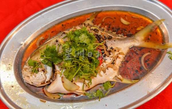 供fb：“RBM松鹤之夜”，7道美味年菜陪过年