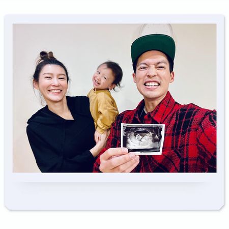 元旦报喜“一家四口”   许孟哲再当爸