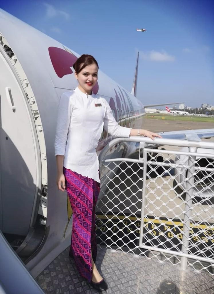 全国版／【暖势力】／新年正能量新闻／前空姐华丽转身 交亮丽成绩