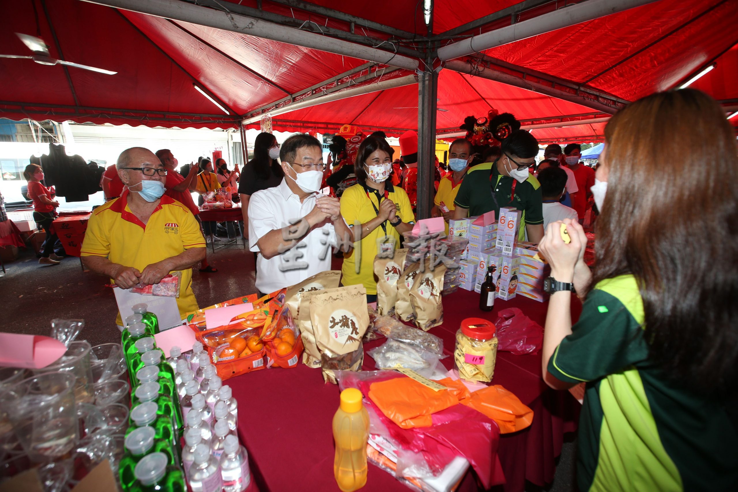 全国/陈国伟回应阿占巴基巡视蓄水池/1图