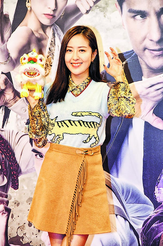 双眼惹微调之嫌 唐诗咏否认:我崇尚自然