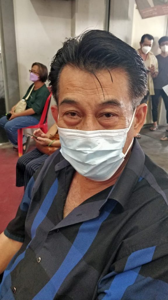 大霹雳时事焦点/免费科兴加强针来到务边反应热 600人获得预约接种