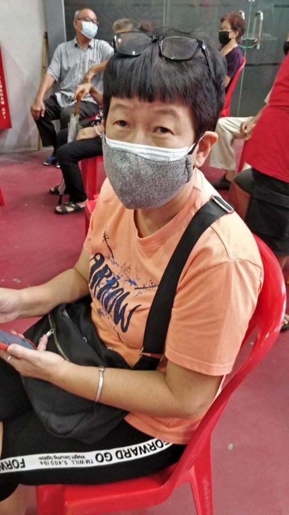 大霹雳时事焦点/免费科兴加强针来到务边反应热 600人获得预约接种