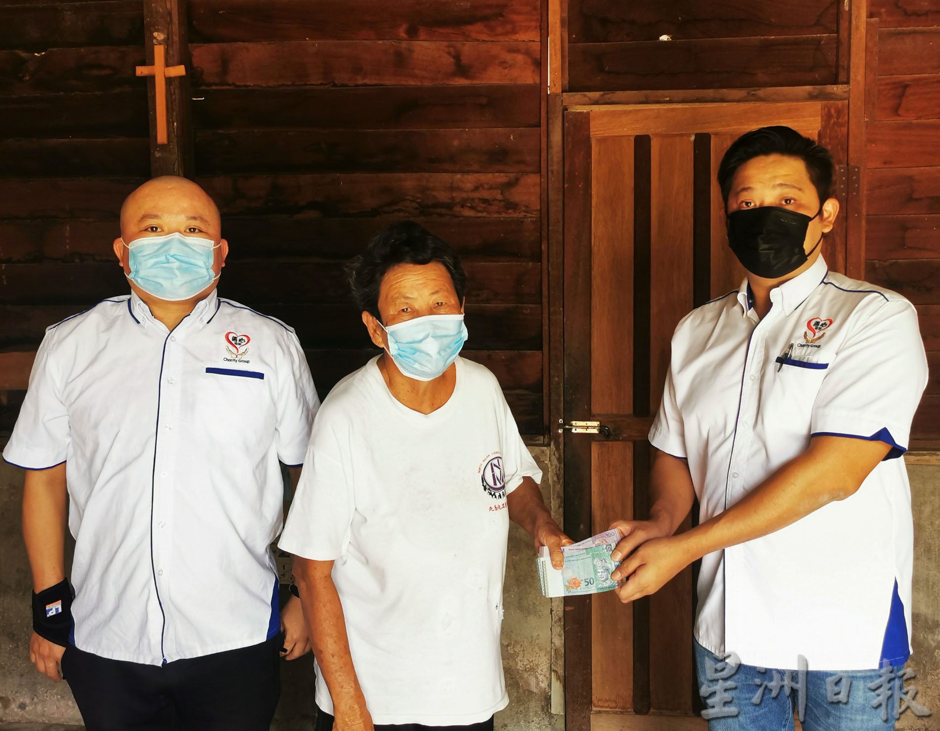 大霹雳时事焦点/年迈妇女靠打散工养智障儿 善心组织救济好过年