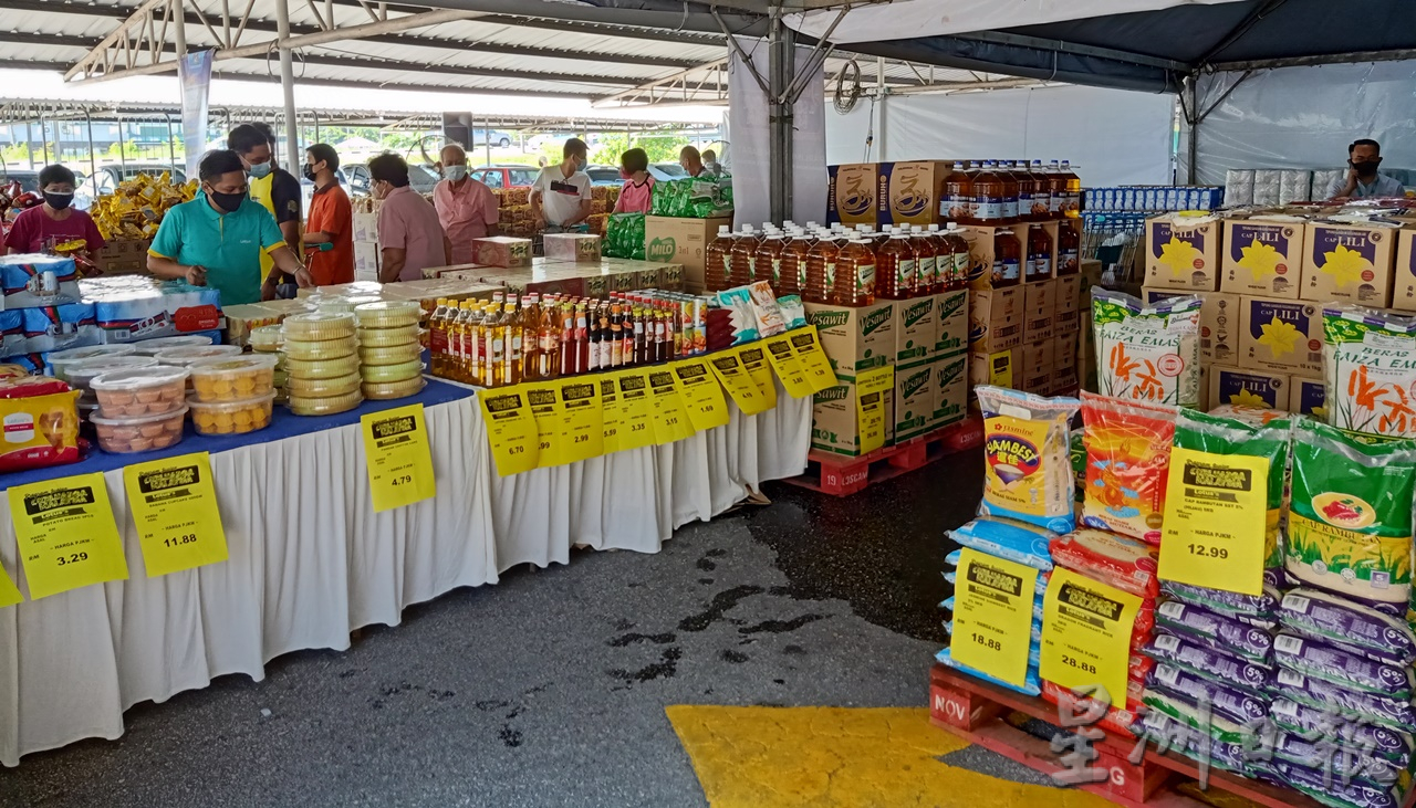 大霹雳时事焦点/新春近大马一家促销计划 芦柑和饮料大受欢迎