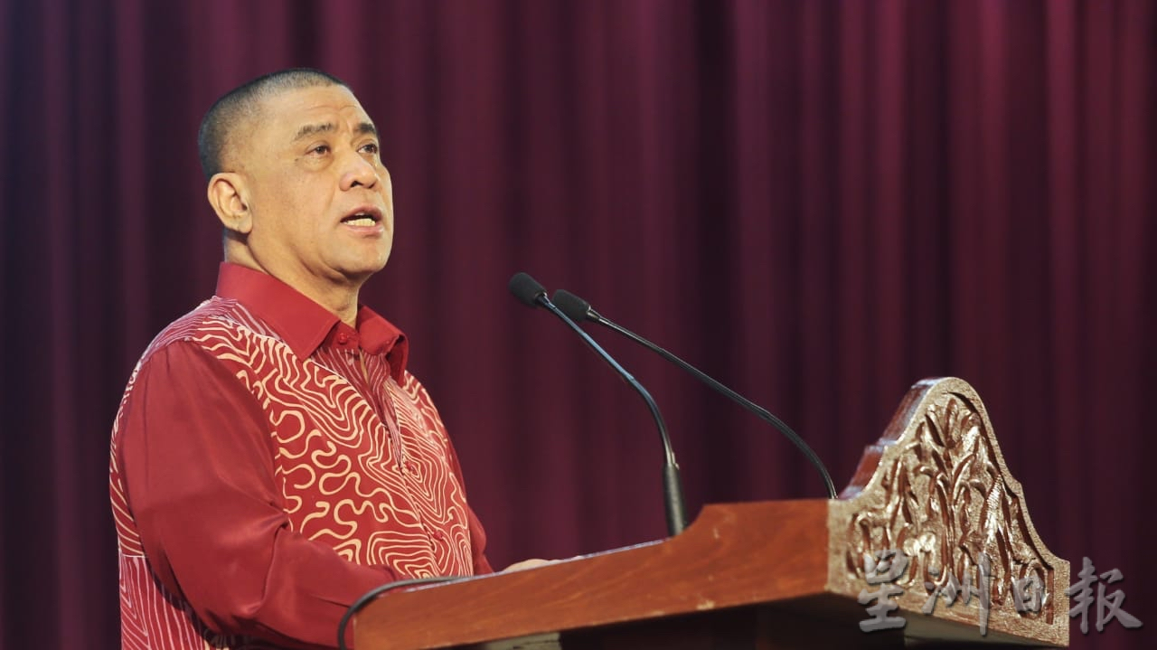 大霹雳时事焦点/沙拉尼:源自10月经济活动与12月税收 霹去年收入获2304万盈余