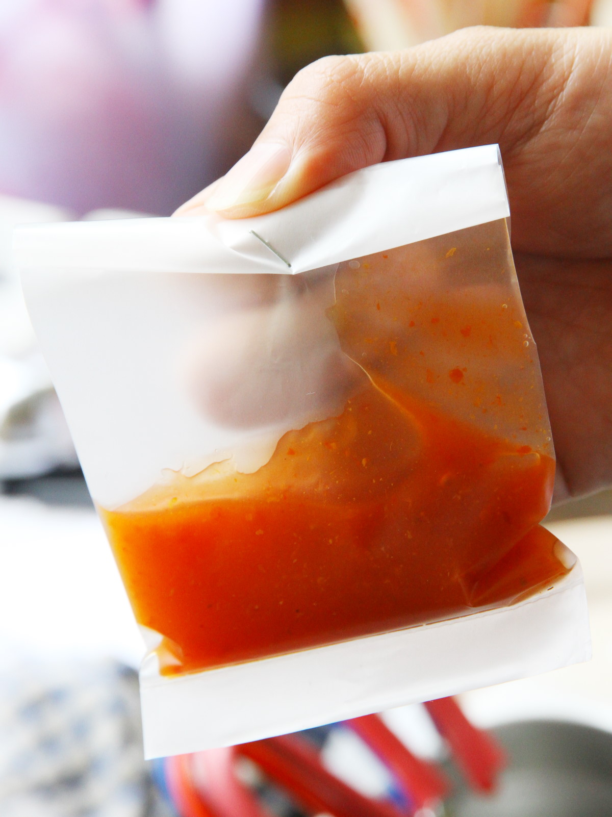 封面-大都会/跟进食物包装不能用订书针