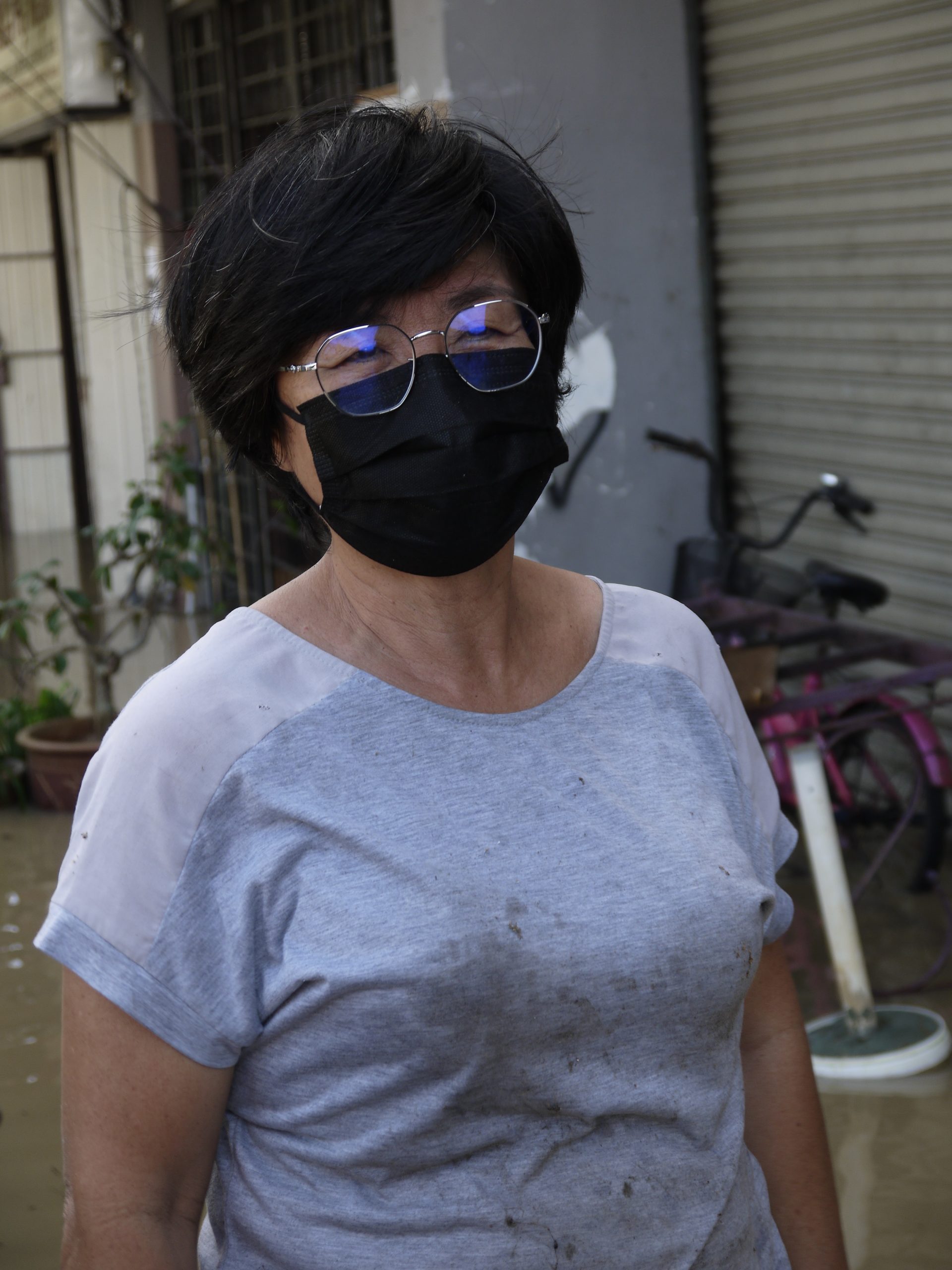 **已签发(请置头条)**柔:第二版头条:麻河中游段面对前后夹攻,4个地区发生水灾,逾200户受影响