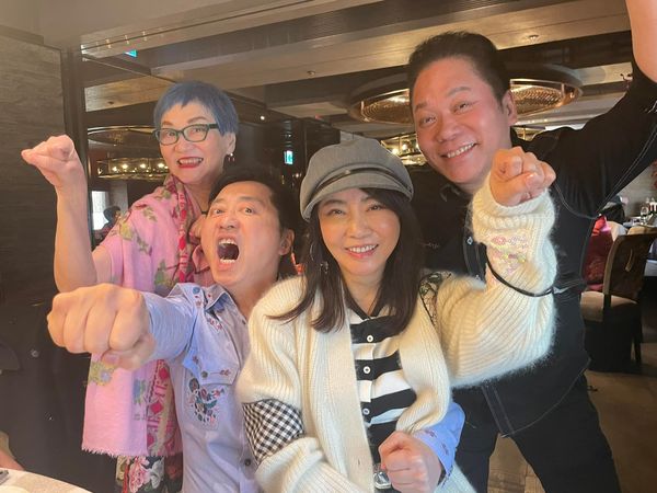 庾澄庆90岁妈妈超冻龄 获赞“美丽传奇”