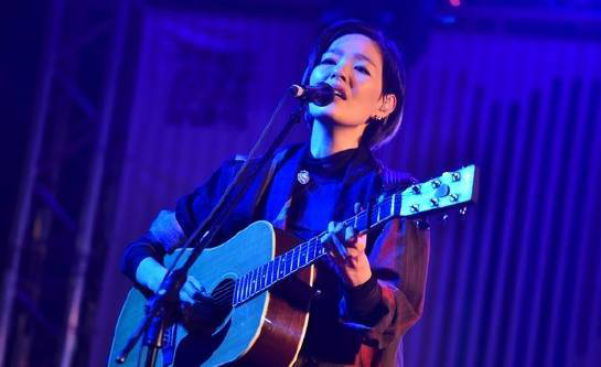 张悬2年半婚姻告吹  自爆要看心理医生