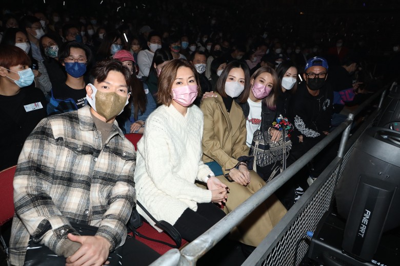 张敬轩演唱会现确诊者 逾20名艺人接受强检