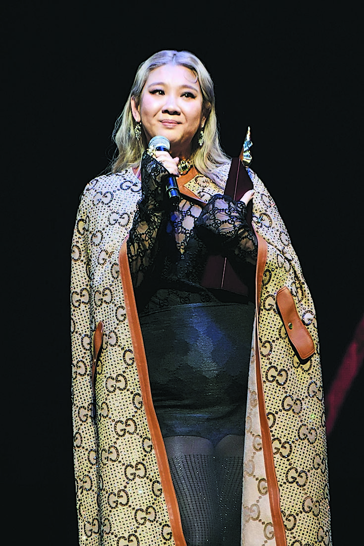 张敬轩追平张学友完成叱咤金满贯　郑欣宜封双料歌后爆哭