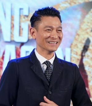 忆首拍古装感恩获刘德华解围  张卫健：我的救命恩人