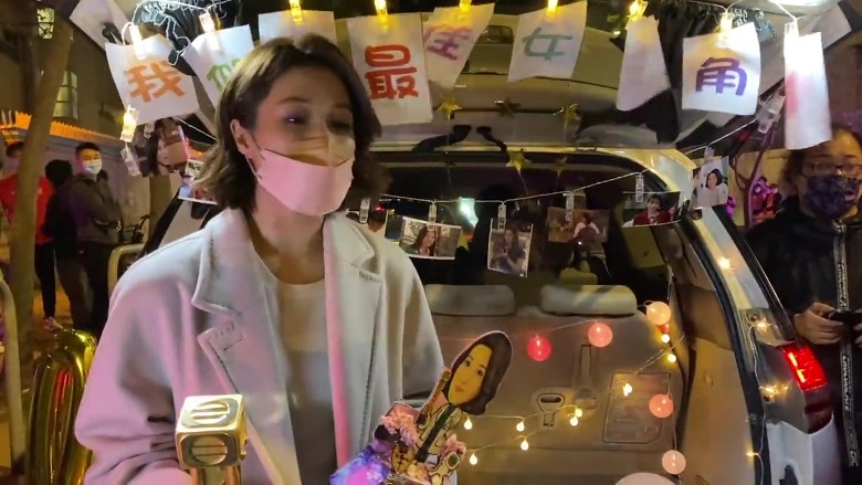 拍片曝早有准备视后感言 锺嘉欣赞老公是万中无一