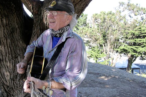 敏洁／Michael Hurley《The Time of the Foxgloves》吹过一抹匠人之风