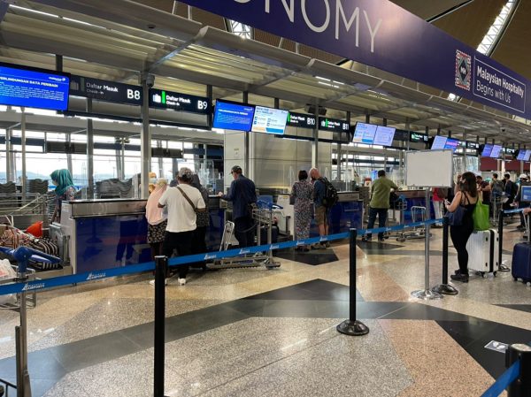 旅客隔离期再缩短！凯里：完成加强针5天 