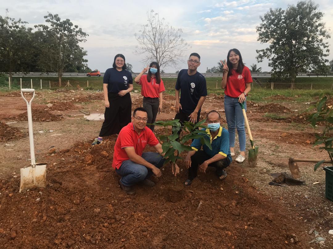 暖势力//双溪大年旅社老板当农民