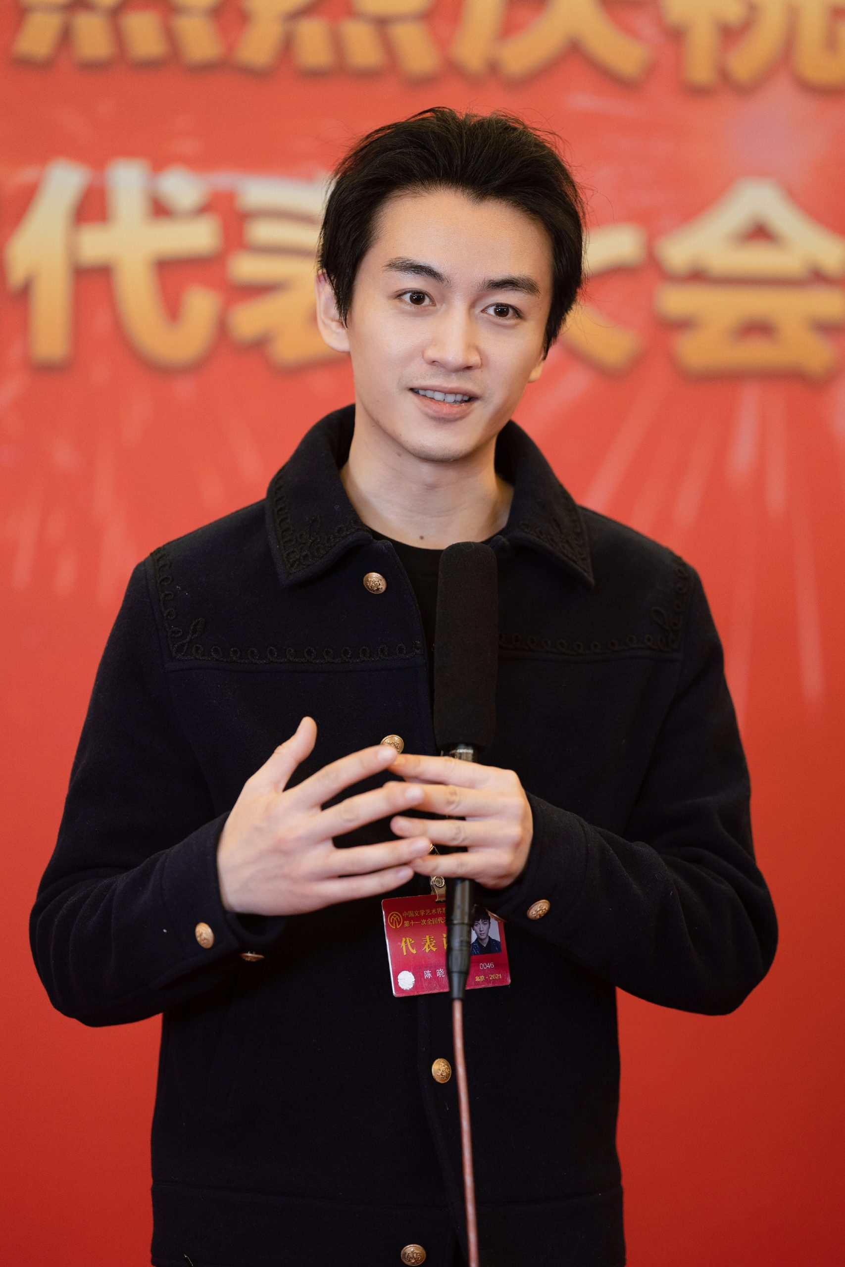 林夏薇爆冷封后被谯吃屎 陈晓逆风祝贺杠酸民