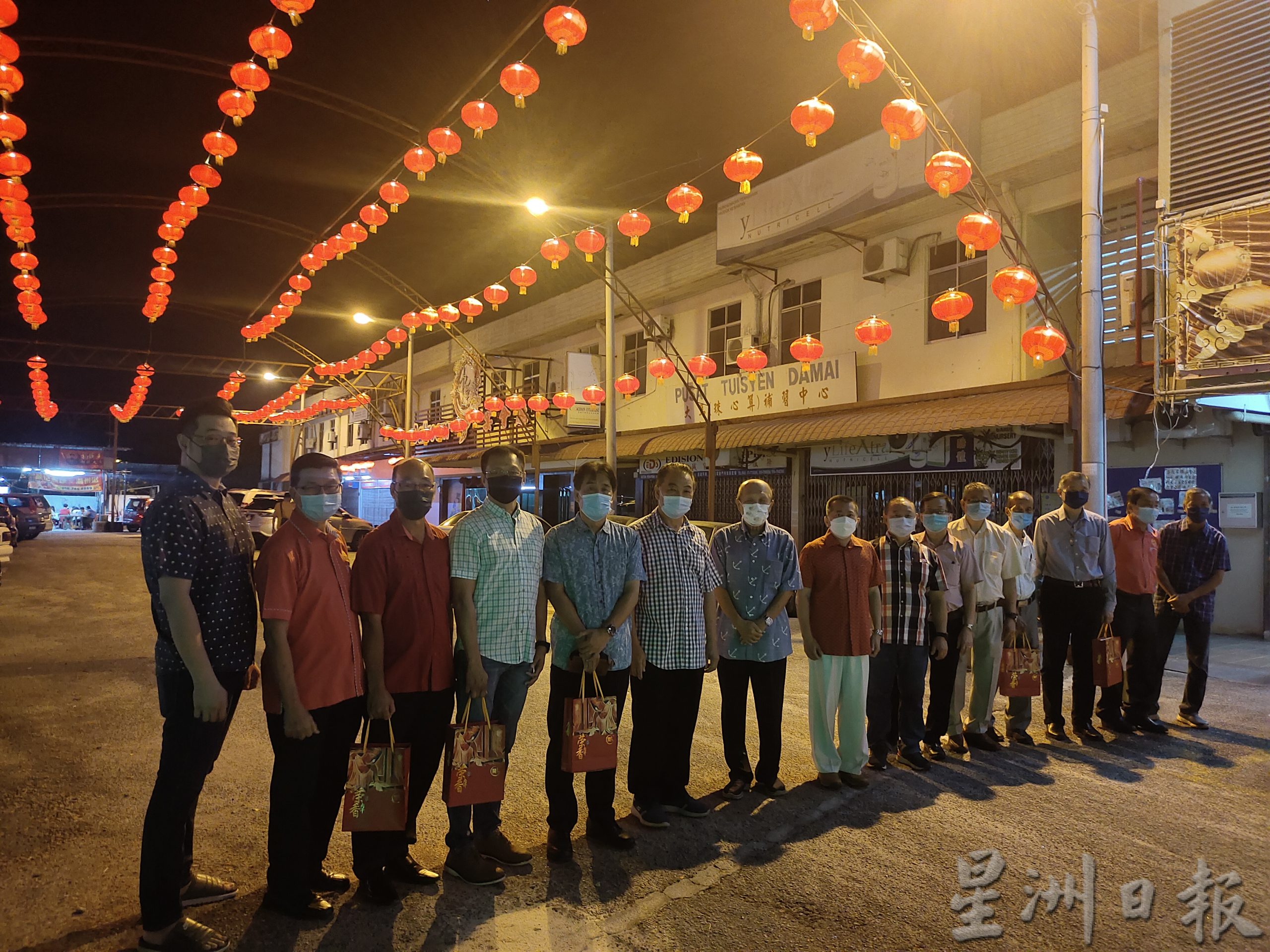 柔:新闻:800个红灯笼添春意 銮壬寅年新春亮灯了