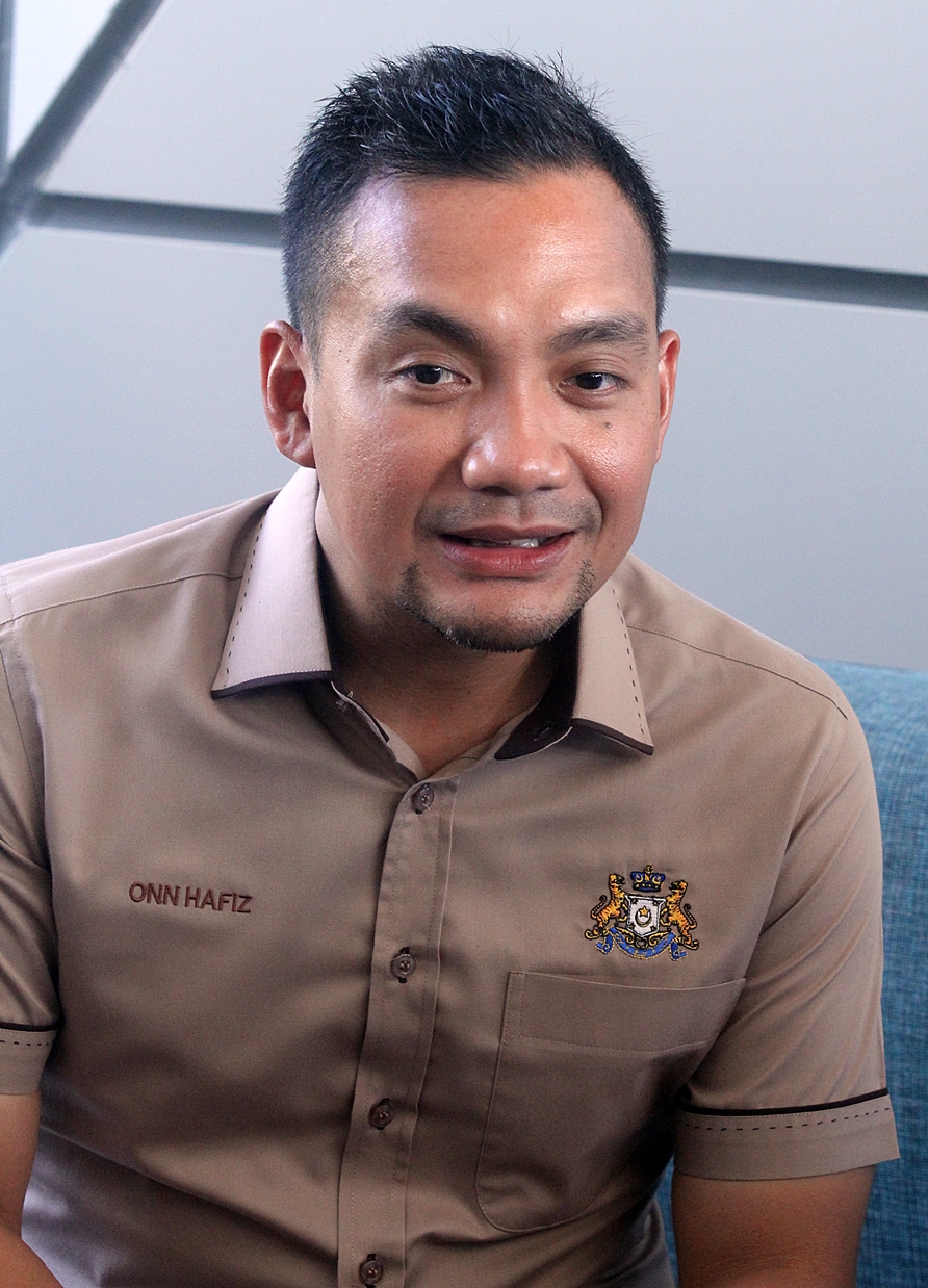 柔：新闻：翁哈菲兹：MUDA 6志工赈灾涉违SOP  “警有责任开档调查