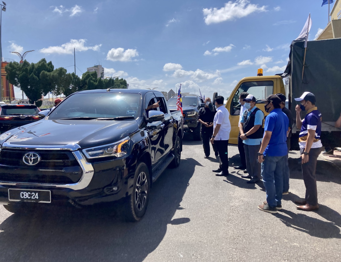 柔:昔加末灾区227间住家和建筑物 获1700名志工协助清洗