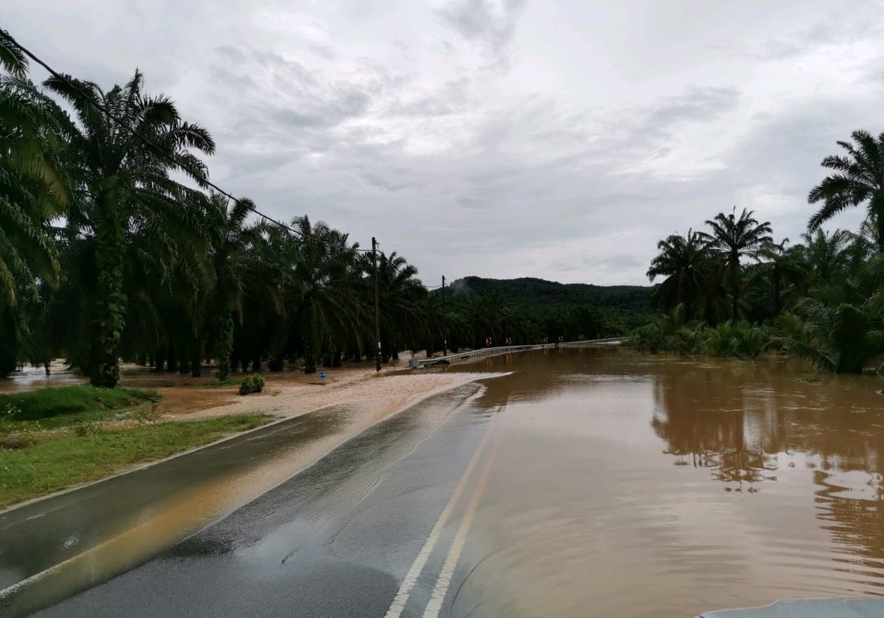 柔:甘榜新邦洛伊道路暂关闭 民众受促使用替代公路