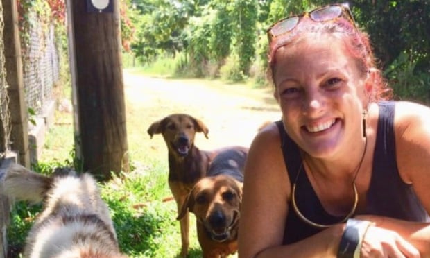 汤加首名遇难者？英国女子传出在岛内被海啸卷走失踪