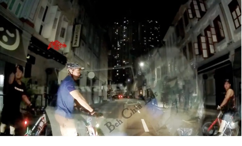 疑似占道被提醒引不满 脚车队追车300公尺对峙