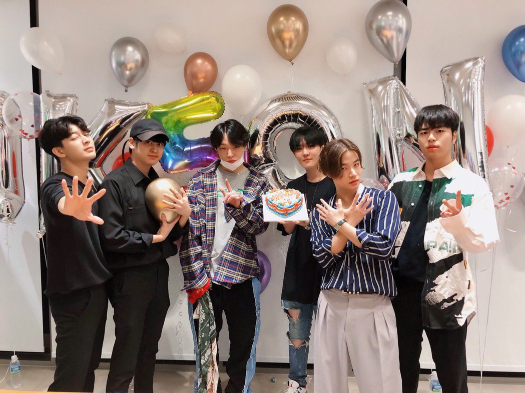 疫情持续延烧  iKON半数成员确诊