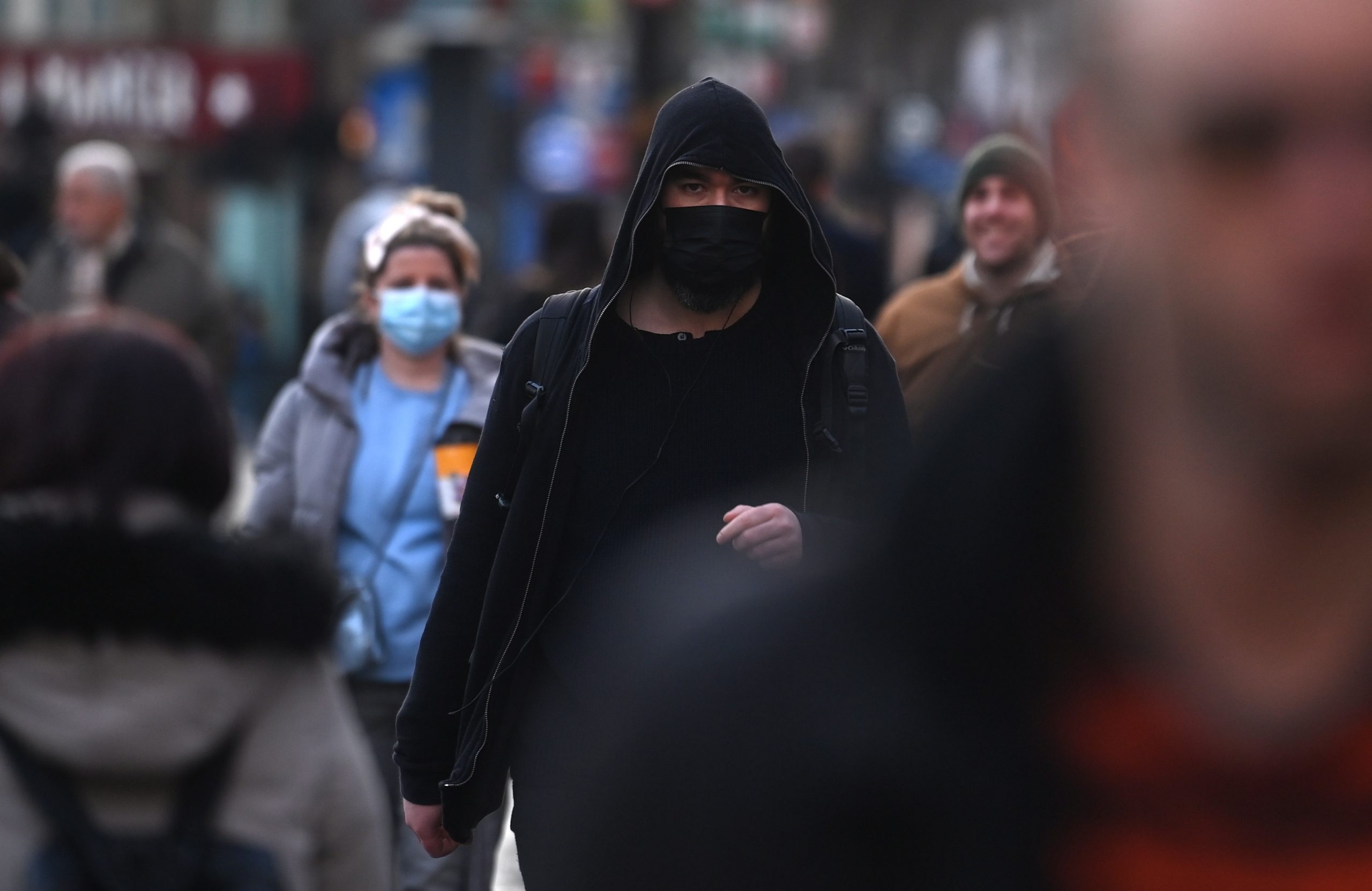 疫情高峰已过 英国下周四放宽防疫限制