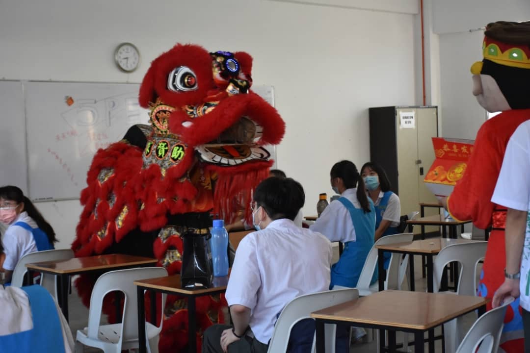 社区学校/实体线上进行意义不减 培南华中各族师生庆新春