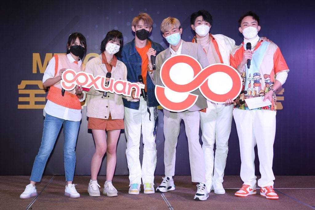 翁书尉辛伟廉再搭档 云镁鑫关萃汶拆伙单飞