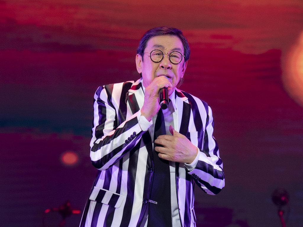 胡枫90大寿收金桃寿蛋糕　TVB因疫情取消摆20桌酒席