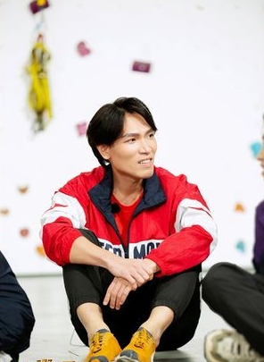 自爆月租2千定居厦门 杨宗纬：“我生活没压力” 