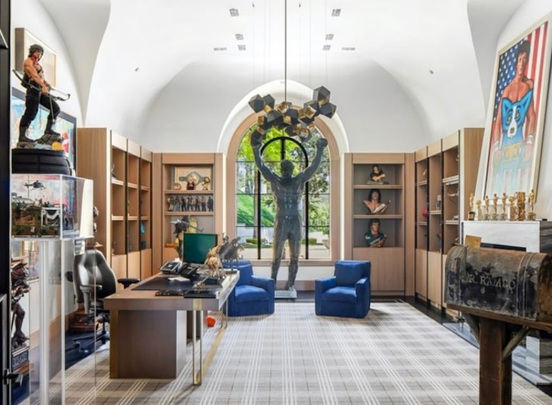 艾黛儿半价买入史泰龙豪宅