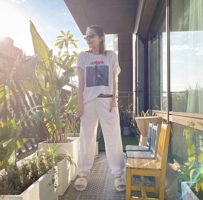 萧亚轩久违晒美照 承诺尽快“营业”