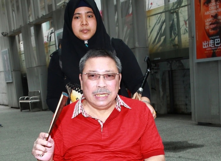 被点名爆料陈松勇“父女情不单纯” 白冰冰怒斥：含血喷人