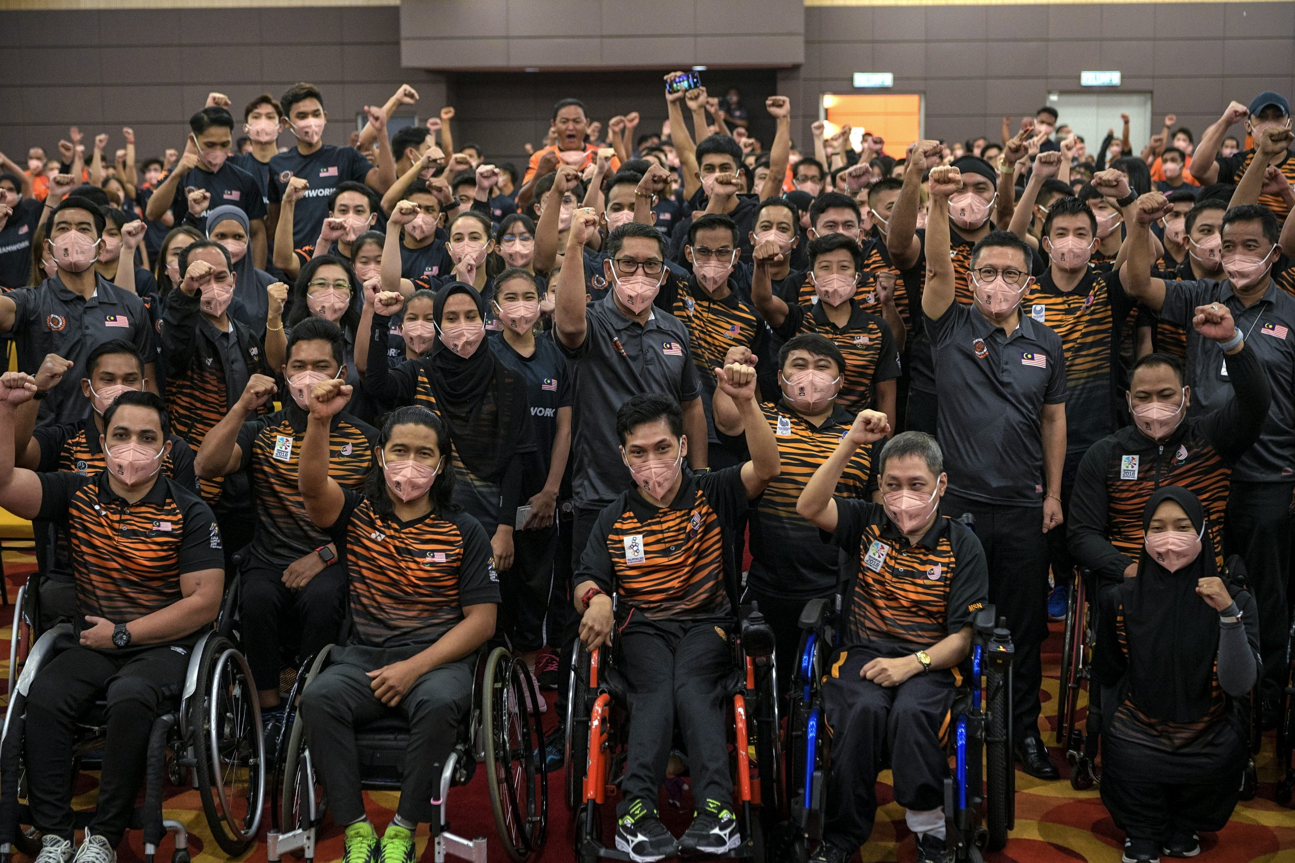 运动员喜讯 青体部提高津贴