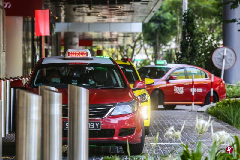 逾300名德士和私召车司机未接种冠病疫苗