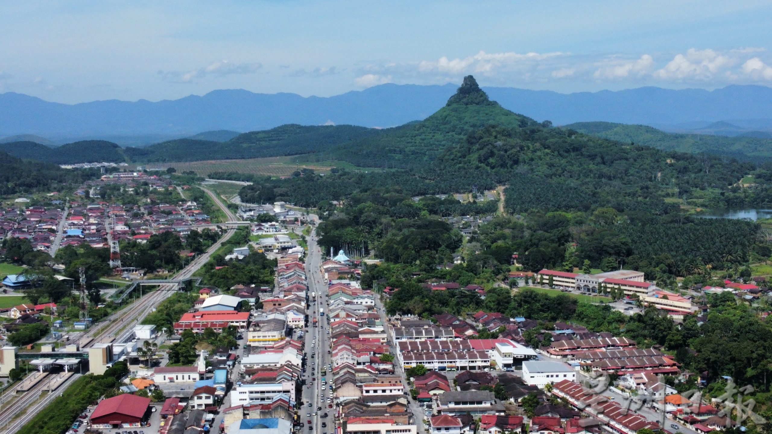 针对穆斯林居多地区禁卖酒课题，也朗区州议员罗思义要见州政府讨说法