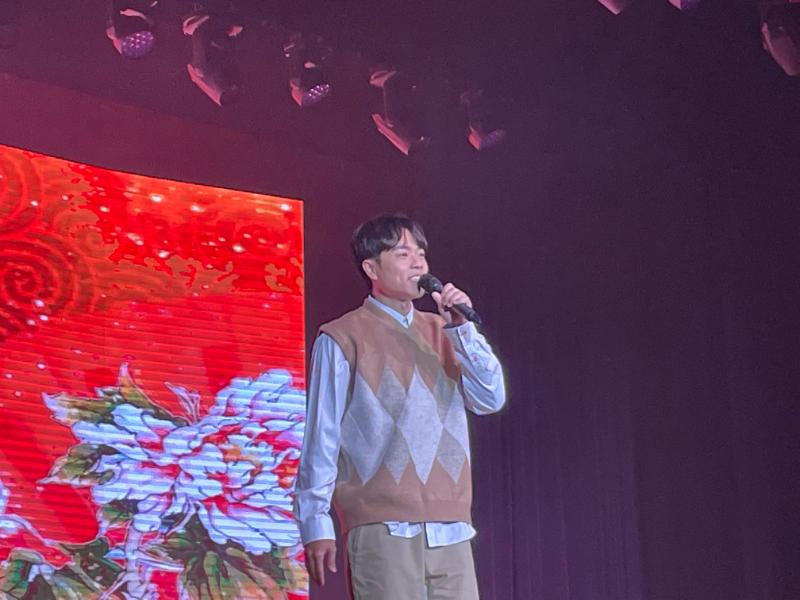 阔别一年重启《爱新年》 DJ歌手各出奇招展才艺