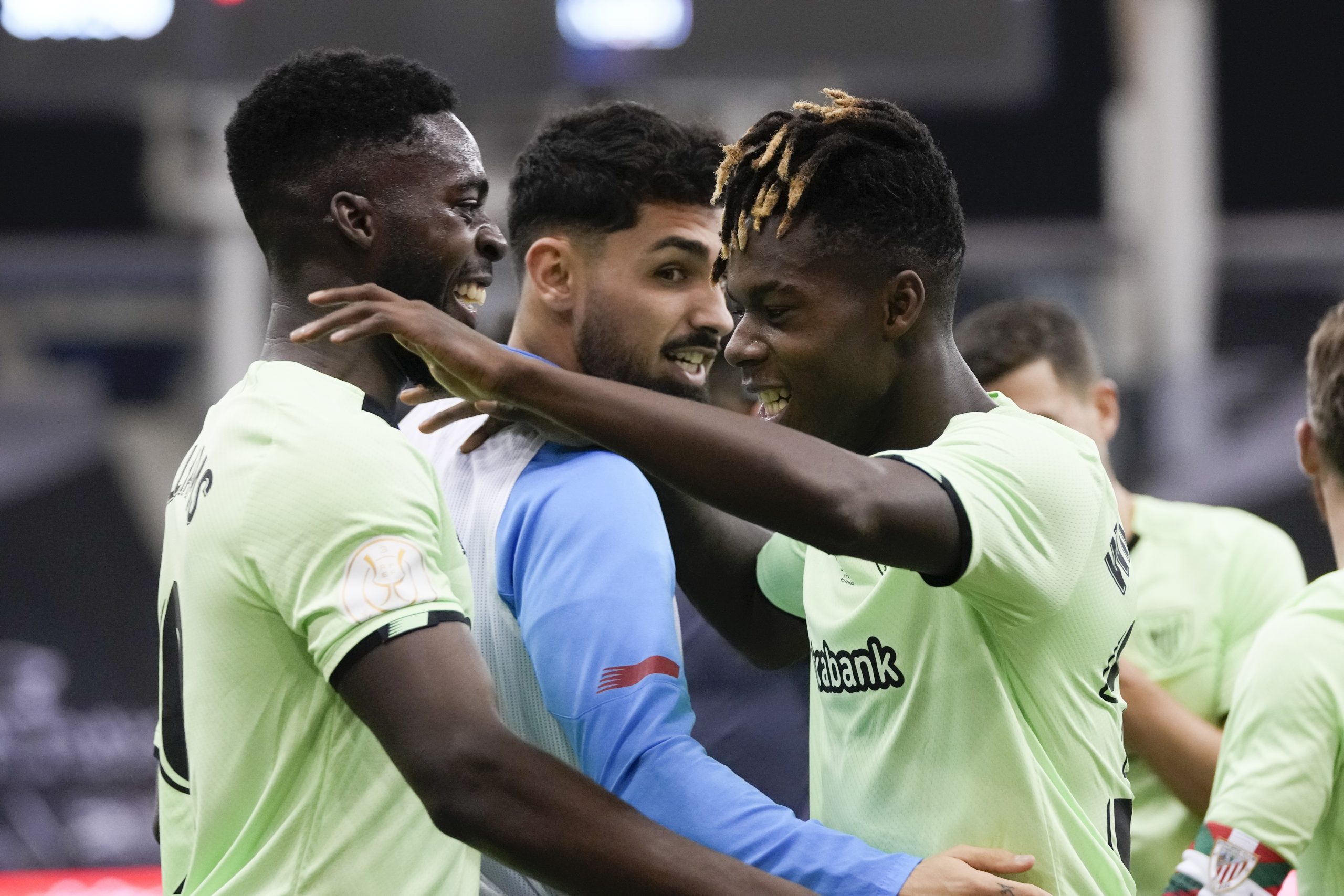 雄狮放眼蝉联西超杯  皇马剑指第12次封王