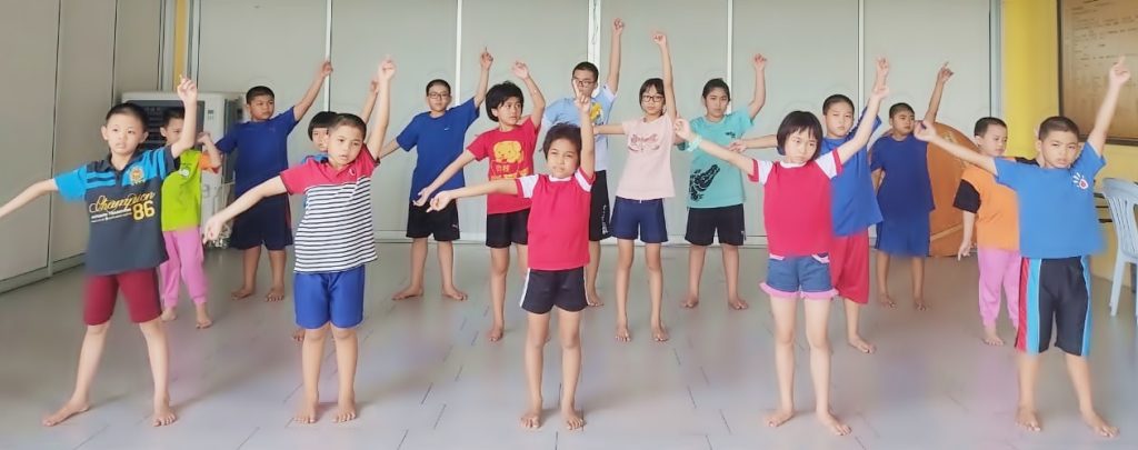 霹：备用版头／3年无法回乡团聚 39Jaz孩子除夕吃团圆饭